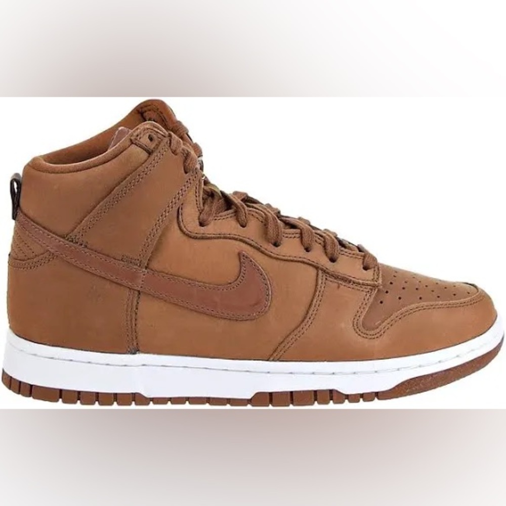 Women’s Nike Dunk High Top Brown Size - 8.5